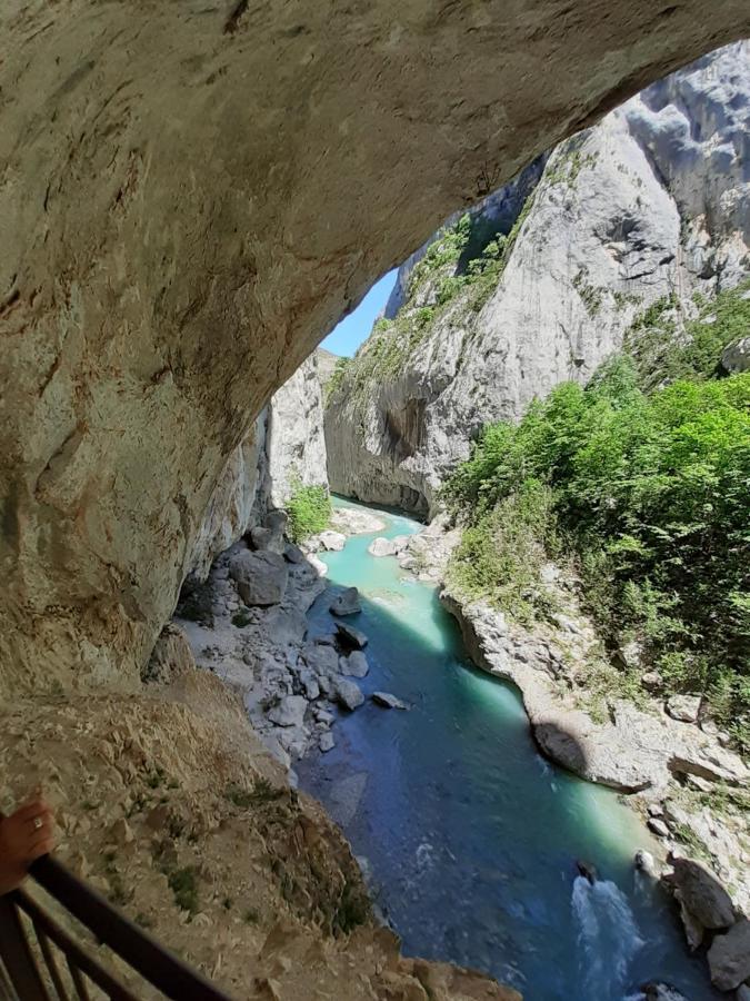 Camping Les Lavandes, Кастелан Екстериор снимка